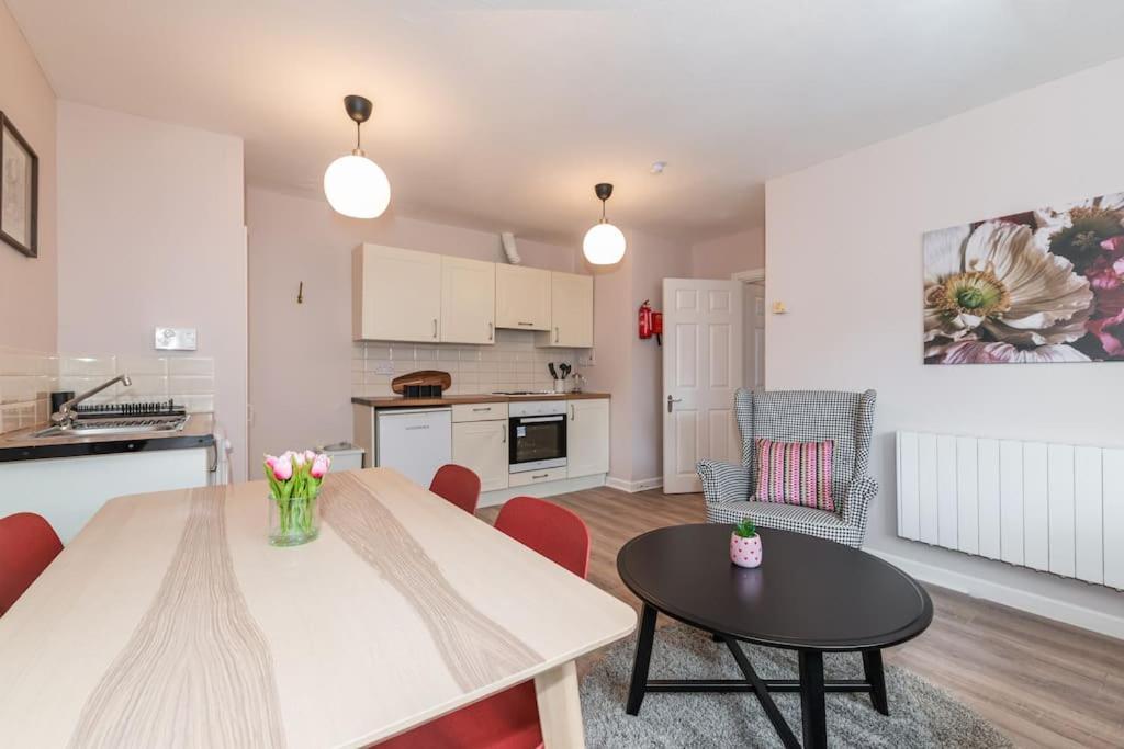 Fully Refurb Drogheda Apt7 3Rd Floor Eksteriør billede